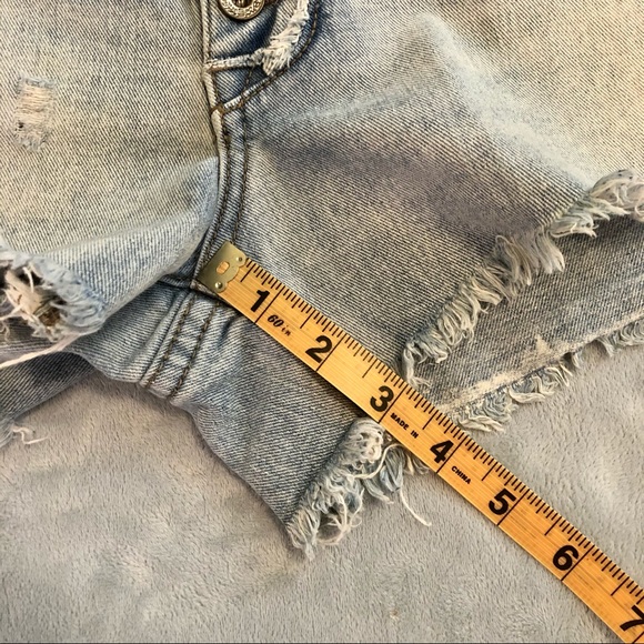 ✅SOLD![Free People] Button Fly Cutoff Denim Shorts - Picture 15 of 15